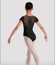 Load image into Gallery viewer, Bloch CL20003 ‘Camellia’ Sweetheart Short-Sleeved Leo
