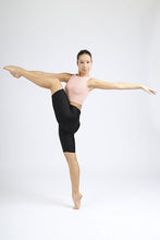 Load image into Gallery viewer, Mondor 3595 Longer-Length Crop-Top
