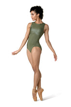 Load image into Gallery viewer, Danshuz 22118A &#39;Ivy&#39; Leo
