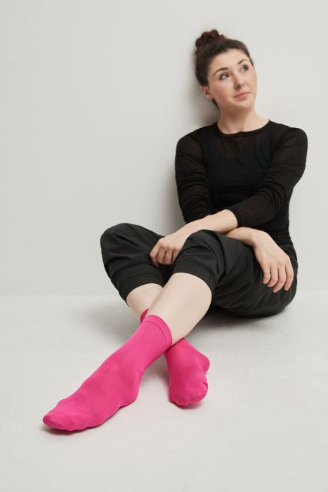 Mondor 112 Thin Sani Socks – Dancewear Plus London